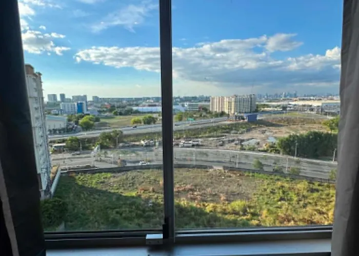A Slice Of Peace Staycation Near Airport